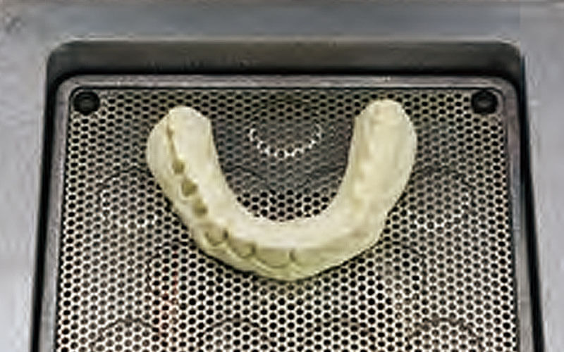 マウストレーの成形